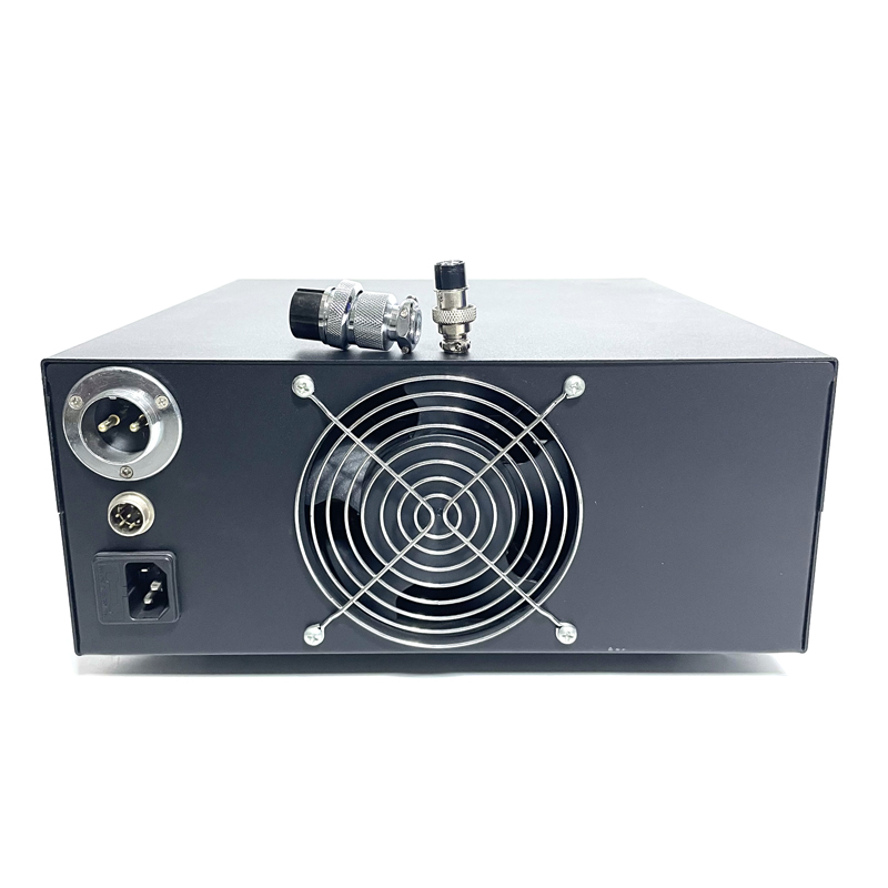 2022111020470257 - 15khz 2600w Ultrasonic Plastics Welding Machine Generator System Transducer