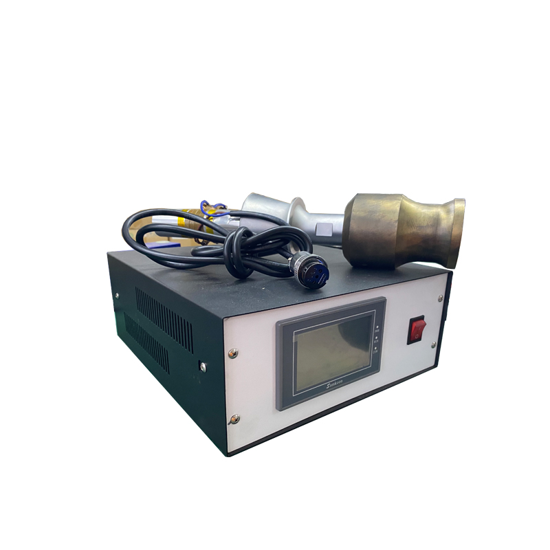 2023010420452666 - 1800W 15KHZ Low Frequency Ultrasonic Plastic Welding Transducer And Generator For Plastic Welder Machine