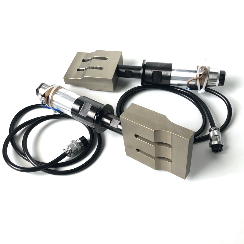 3000W 20KHZ Ultrasonic Welding Transducer With Booster Horn For Plastic Slabs Case Sealing Ultrasonic Welding Machine